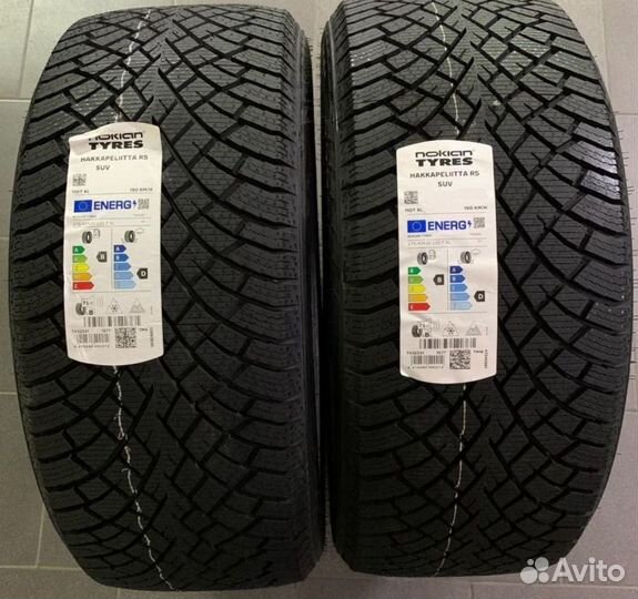 Nokian Tyres Hakkapeliitta R5 245/40 R20 и 275/35 R20 102T