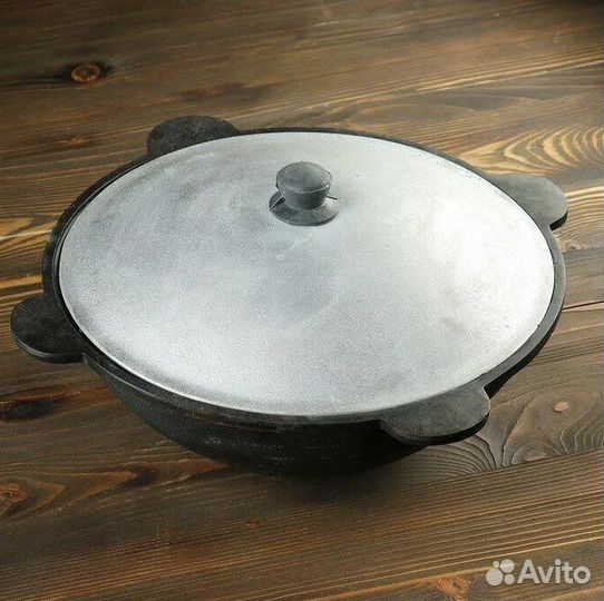 Казан чугунный новый