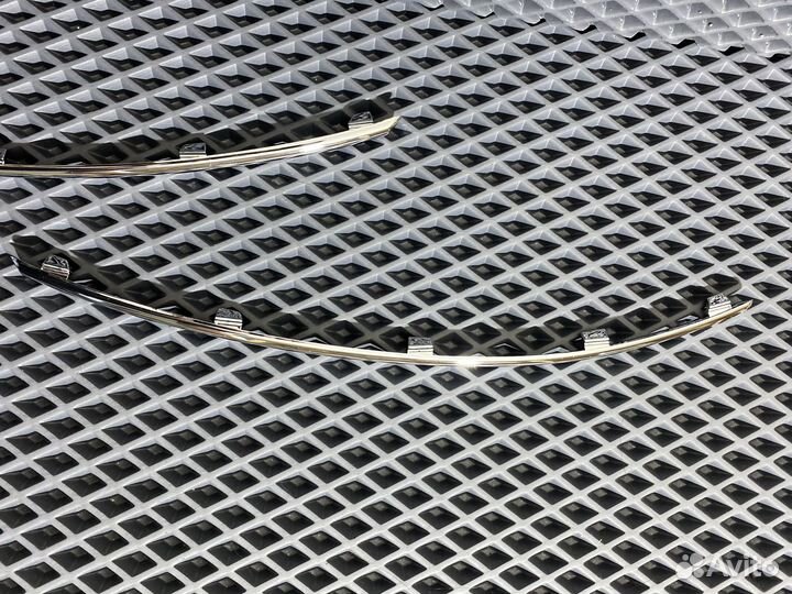 Молдинг бампера Mercedes-Benz E-Class W212