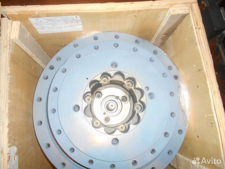 Редуктор хода Komatsu PC400-7