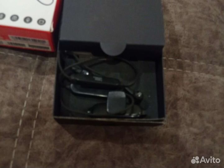 Блютуз наушники jbl Е25 вт