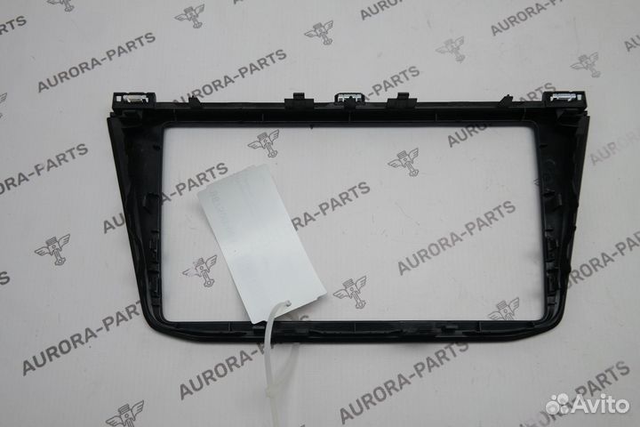 Рамка Tiguan 2016-2020