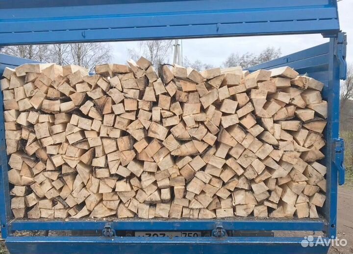 Дровa колотые навалом