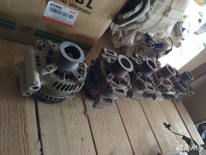 Генератор Тойота Ленд Крузер 200