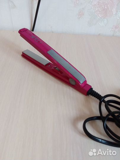 Утюжок для волос, выпрямитель