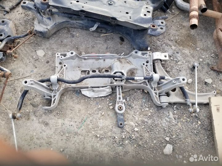 Volkswagen Passat b6 подрамник 2007-2012