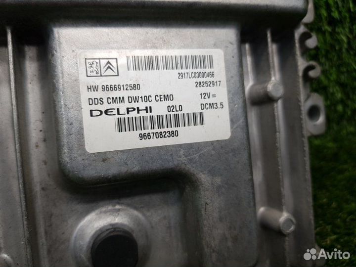 Блок управления двигателем правый Citroen C5 X7