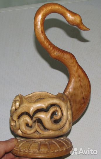 Вазочка деревянная, в виде лебедя