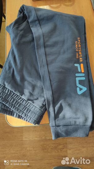 Продам спортивные брюки