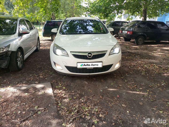 Opel Astra 1.6 МТ, 2011, 209 235 км