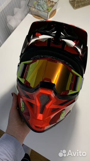 Мото шлем thor новый М