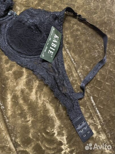 Бюстгальтер черный