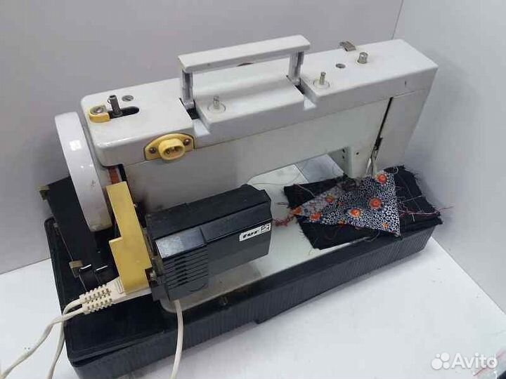 Швейная машина Чайка 134 А