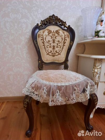 Стулья новые