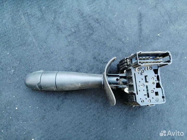 Переключатель дворников LADA Largus