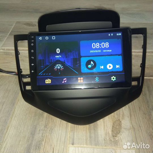 Штатная магнитола на chevrolet cruze j300