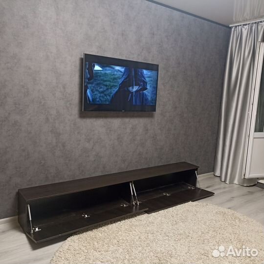 Тумба навесная под тв