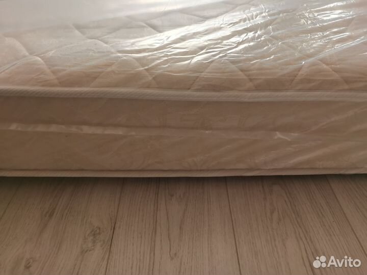 Матрас 160х200 бу