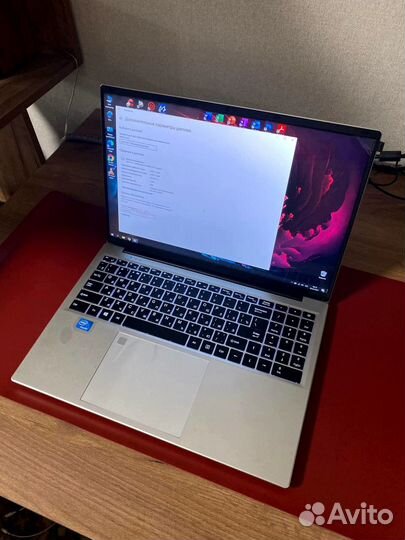 Ноутбук новый 2К 60 Hz 16.2
