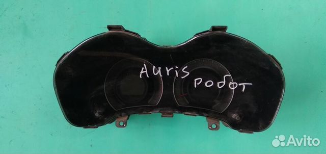 Панель приборов Toyota Auris 2006-2012