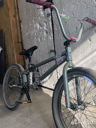 Велосипед BMX