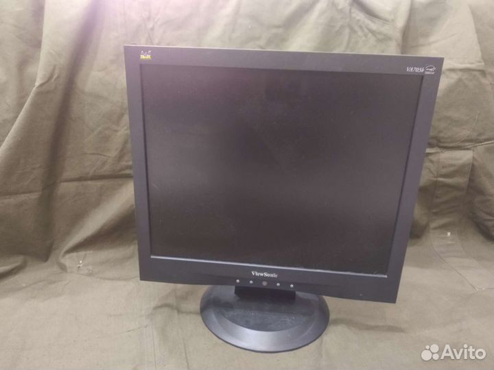 Монитор Viewsonic va703b