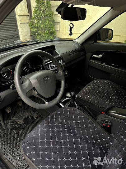 Сиденья на priora 2