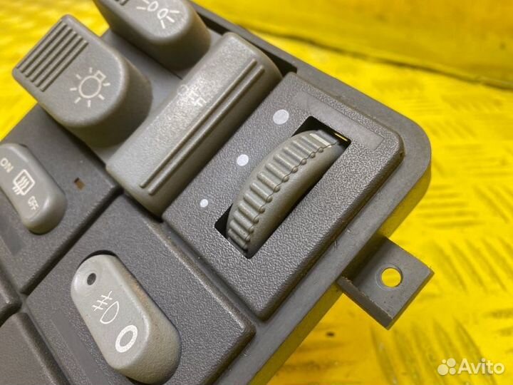 Переключатель света фар Chevrolet Blazer S15