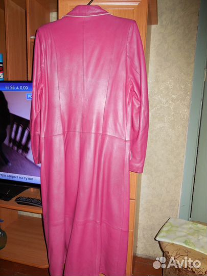 Продам кожаный плащ