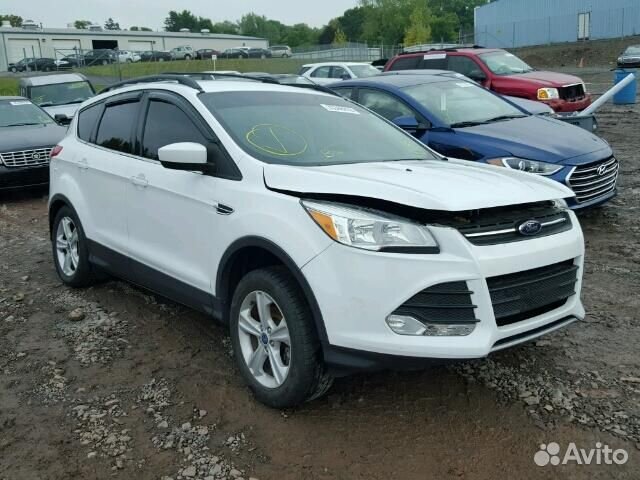 Разбор на запчасти Ford Escape