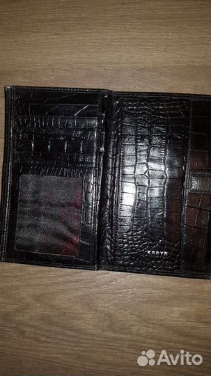 Бумажник karya