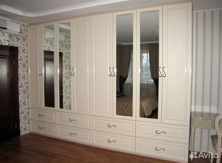 Шкаф для одежды