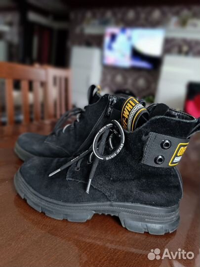 Ботинки демисезонные для девочки 34