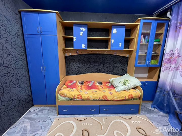 Спальный гарнитур