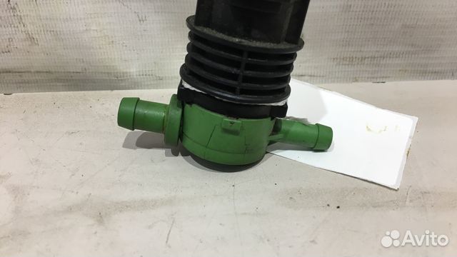 Клапан вентиляции топливного бака Mercedes C180