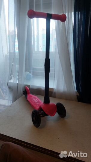 Продам самокат, для ребенка 3-6 лет