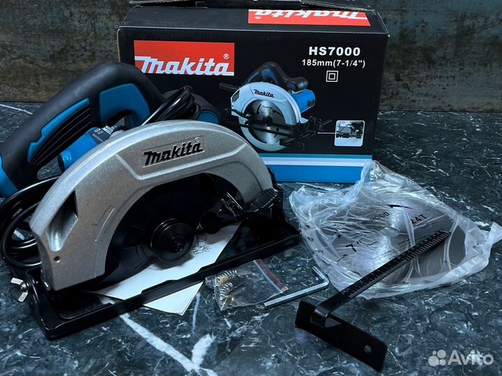 Пила ручная циркулярная Makita 185mm