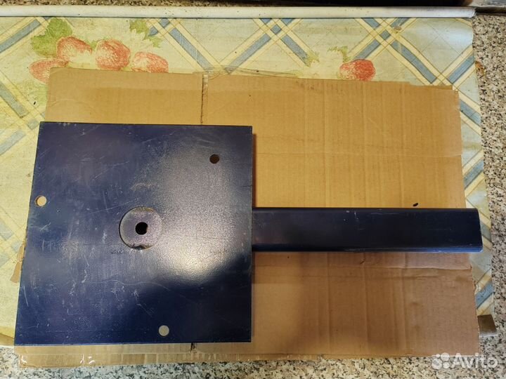 Кронштейн для крепления груза