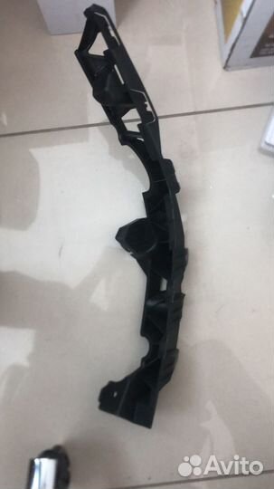 Кронштейн бампера Renault Megane 2 передний левый