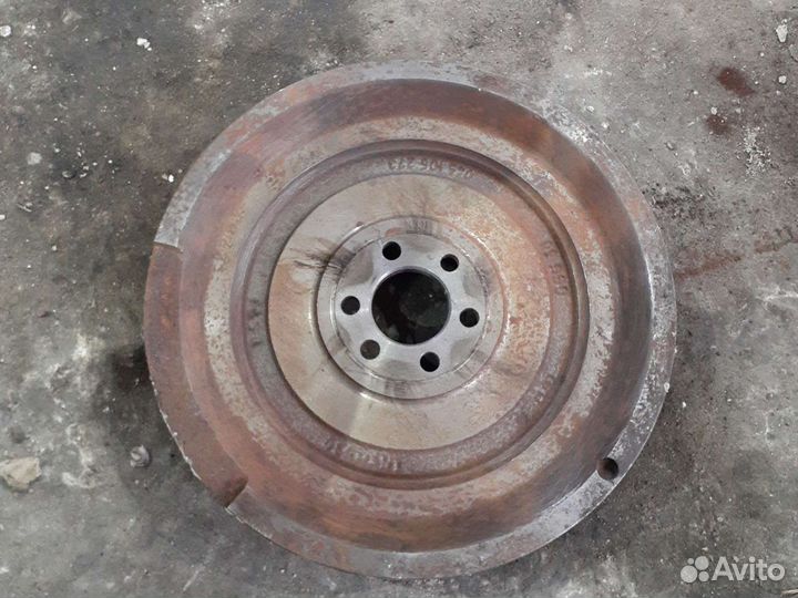 Маховик VW Polo 1.4 TDI 045105273