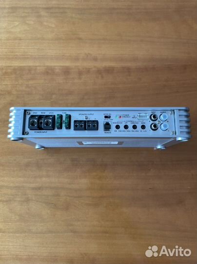 MD Lad AM-MB1 1 X 300W RMS power