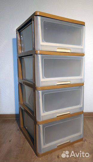 Пластиковый комод