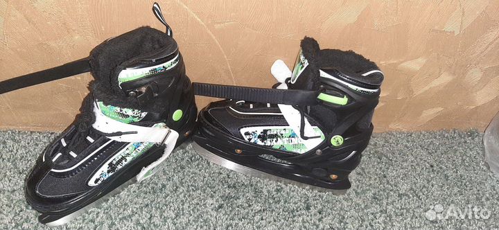 Продам коньки