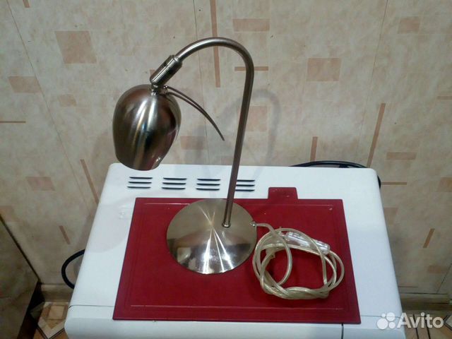 Лампа настольная