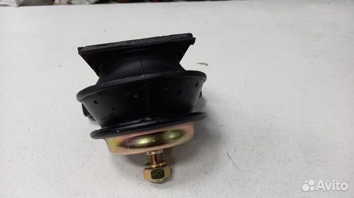 Подушка двс - R8