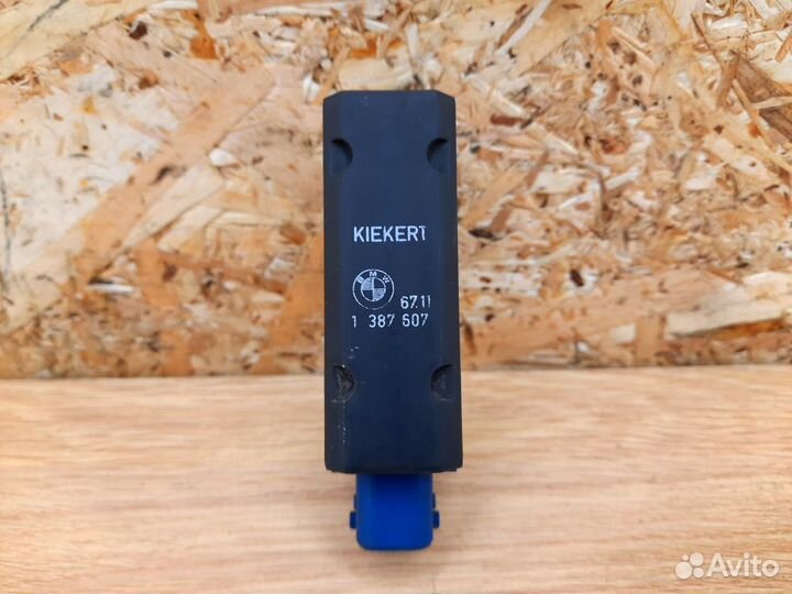 Активатор замка двери BMW E36 E34