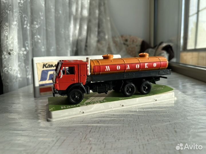 Модель СССР камаз 53212 молоко 1984 г