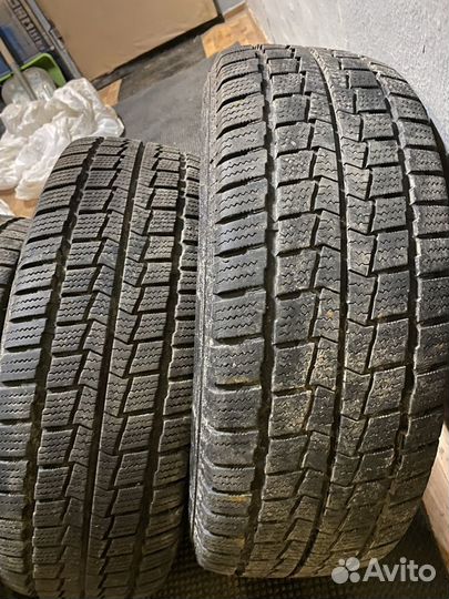 Резина зимняя 235/65 R16