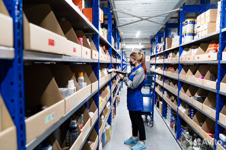 Сотрудник склада