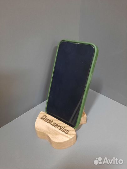 Подставка для телефона из дерева